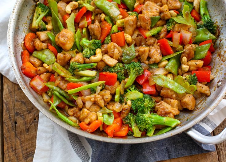 Quick Sriracha Honey Cashew Chicken: Sweet & Spicy Stir-Fry in Under 30 Minutes